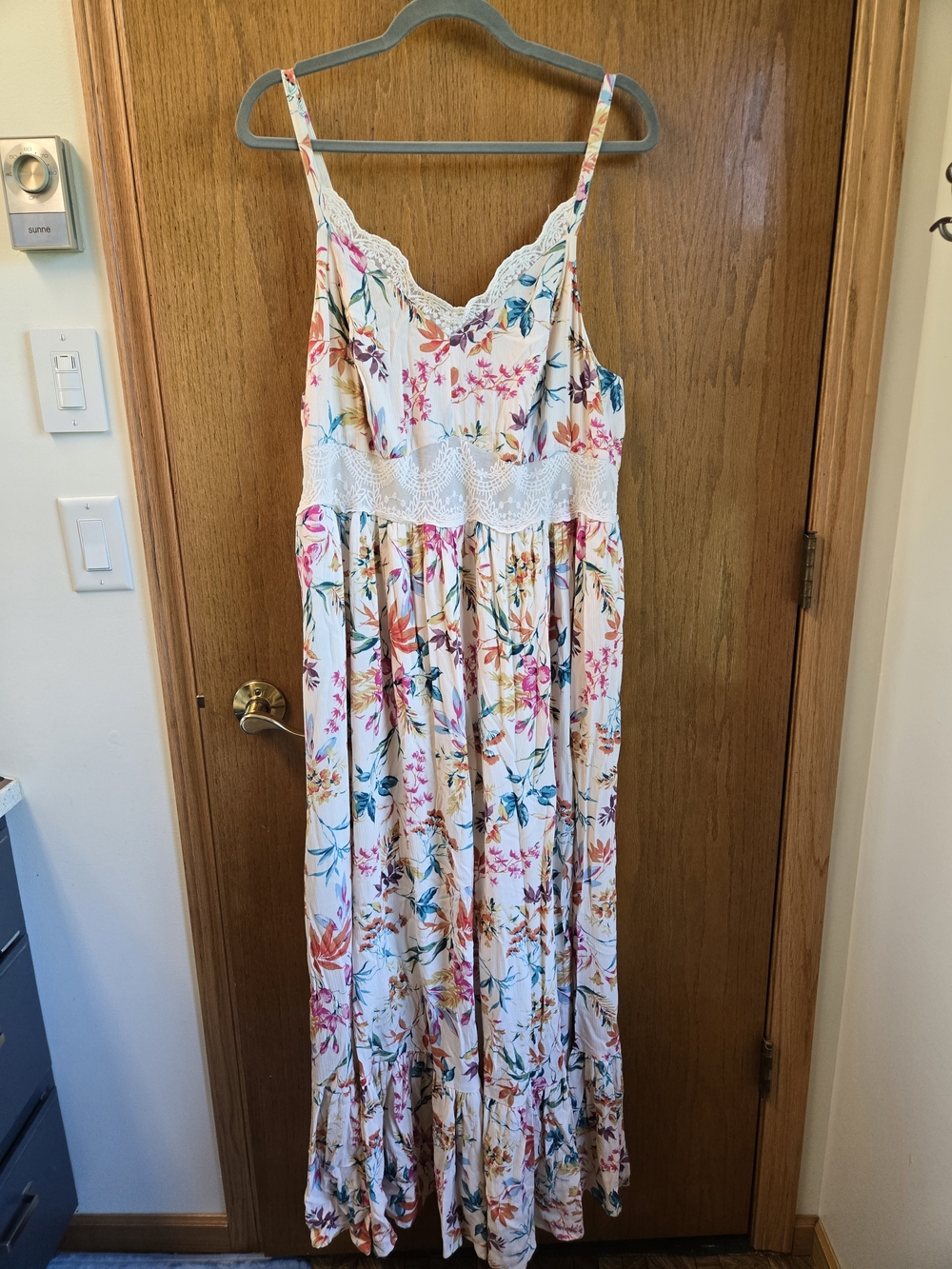 torrid White Floral Lace-Trim Maxi Dress